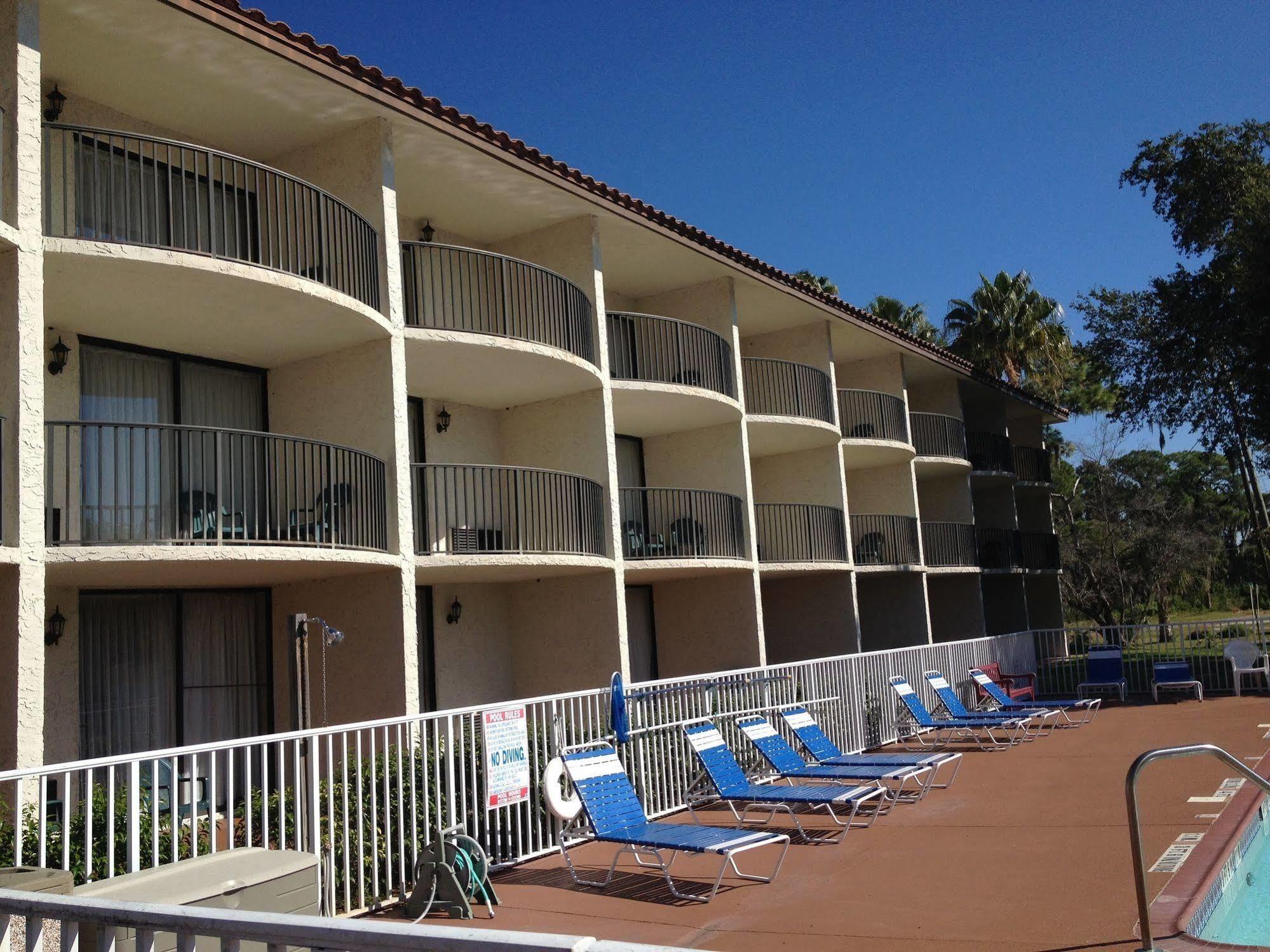 Vista Inn Lake Tarpon Palm Harbor Buitenkant foto