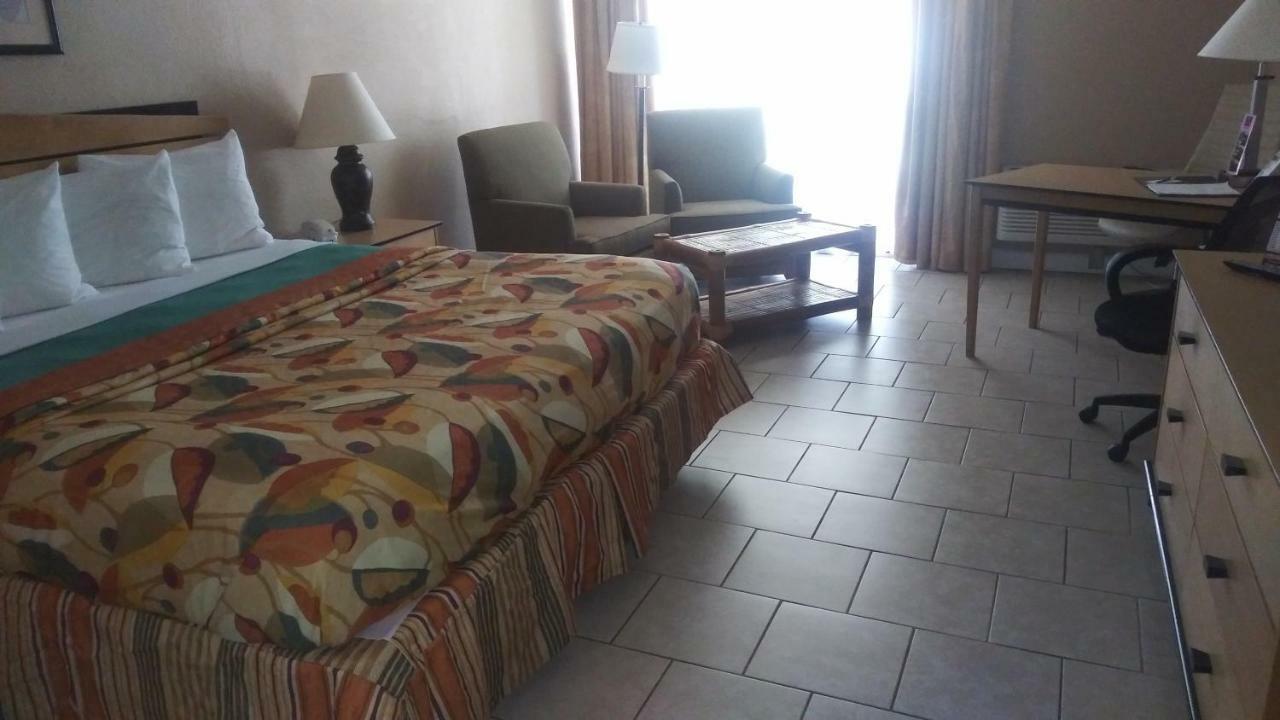 Vista Inn Lake Tarpon Palm Harbor Buitenkant foto